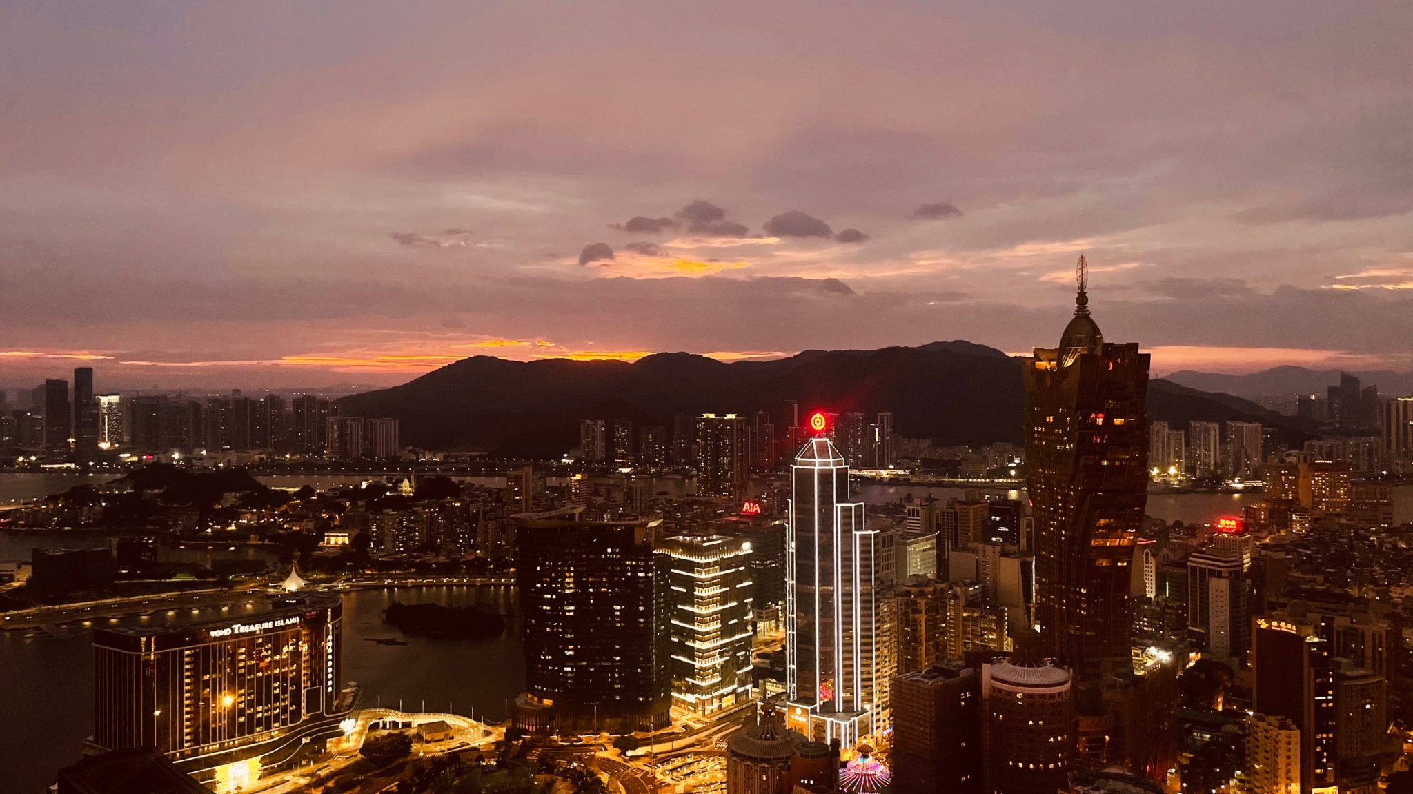 Economia de Macau desacelera para 4,7 por cento em 2025